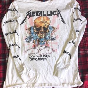 Metallica x H&M tee